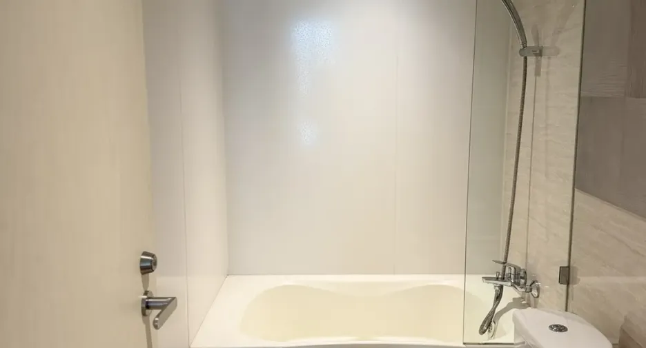 For rent 1 Beds condo in Watthana, Bangkok