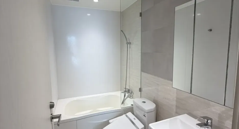 For rent 1 Beds condo in Watthana, Bangkok