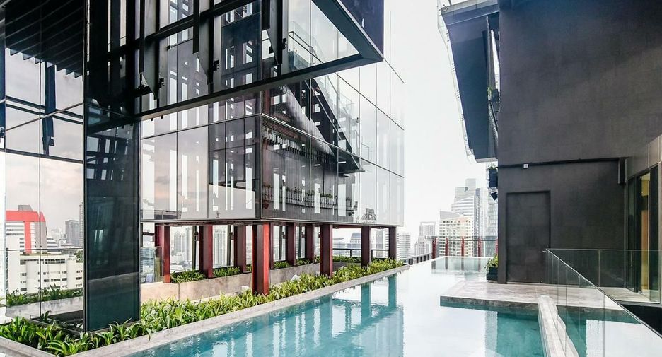 For sale 2 bedrooms condo in Bang Rak, Bangkok