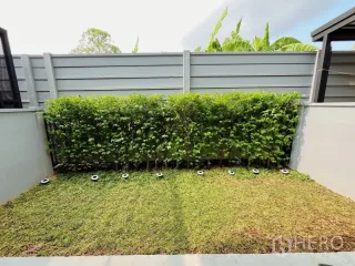 For rent 3 bedrooms townhouse in Bang Phli, Samut Prakan