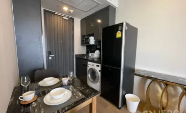 À louer 1 chambre condo à Khlong Toei, Bangkok