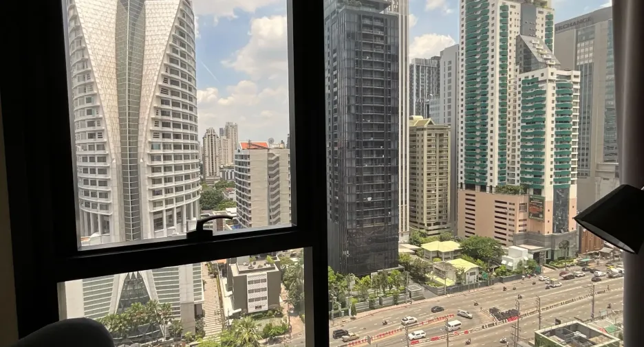 À louer 1 chambre condo à Khlong Toei, Bangkok