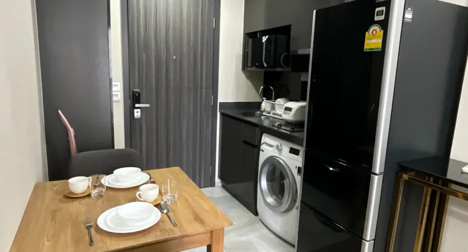 À louer 1 chambre condo à Khlong Toei, Bangkok