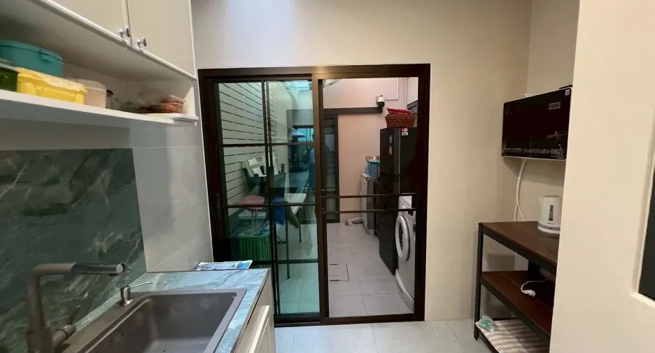 出租 5 卧室 独立屋 在 Bang Kapi, 曼谷