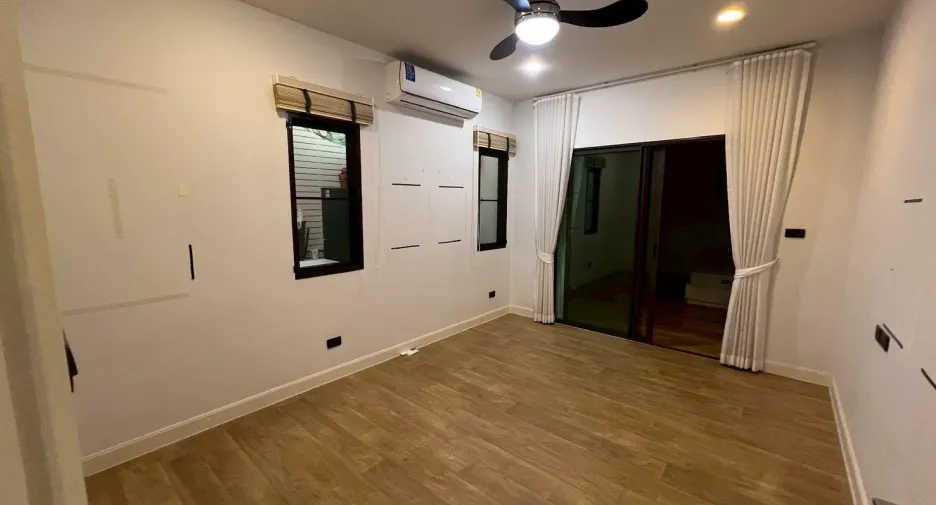 出租 5 卧室 独立屋 在 Bang Kapi, 曼谷