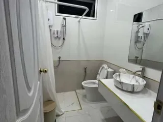 For rent and for sale 5 bedrooms house in Lat Krabang, Bangkok