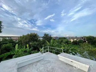 For rent and for sale 5 bedrooms house in Lat Krabang, Bangkok
