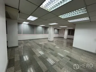出租 办公室 在 Khlong Toei, 曼谷