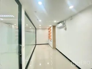 Büro zur Miete in Khlong Toei, Bangkok