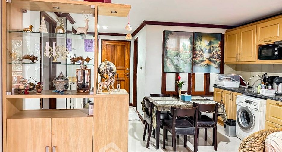 À vendre 2 chambres condo à Pratumnak, Pattaya