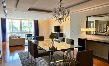 For sale 3 bedrooms condo in Watthana, Bangkok