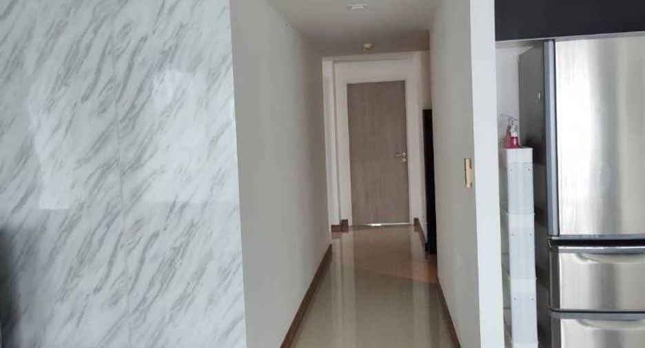 For sale 3 bedrooms condo in Watthana, Bangkok