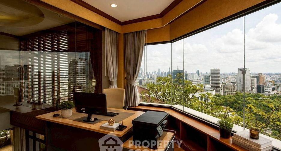 Wohnung zum Kauf mit 3 Zimmer in Pathum Wan, Bangkok