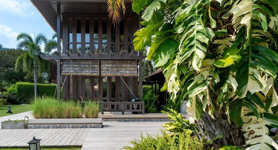 For sale 5 bedrooms villa in Cha Am, Phetchaburi