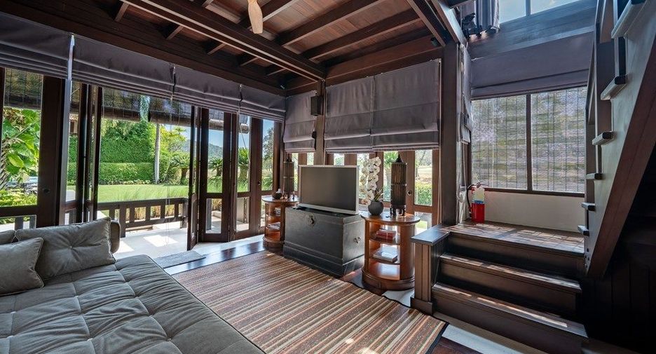 For sale 5 bedrooms villa in Cha Am, Phetchaburi