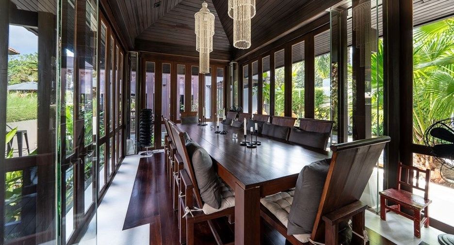 For sale 5 bedrooms villa in Cha Am, Phetchaburi