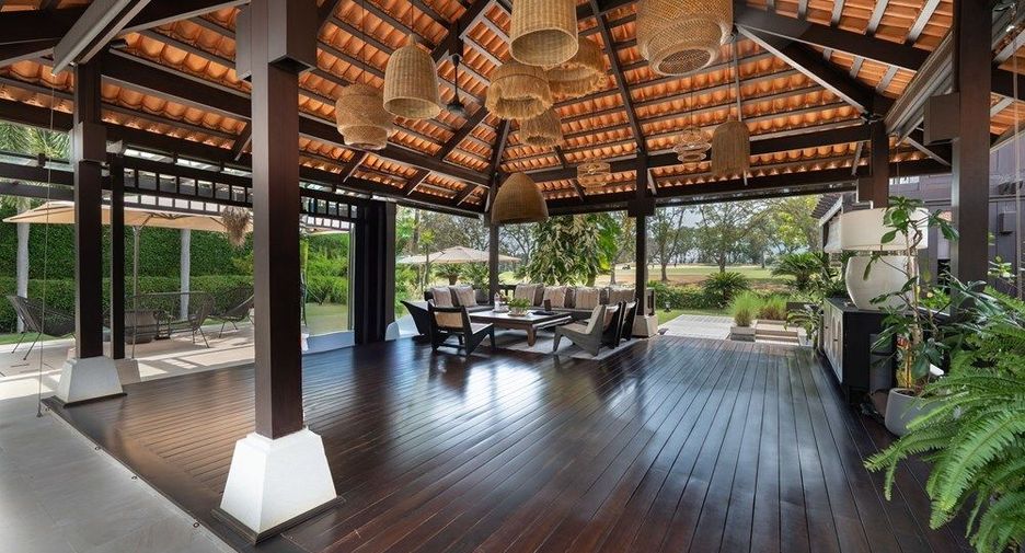 For sale 5 bedrooms villa in Cha Am, Phetchaburi