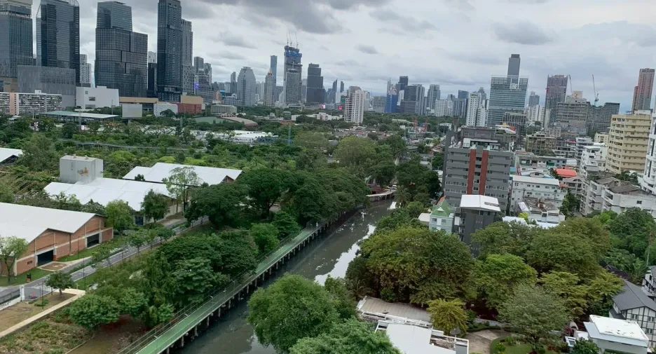 出售 2 卧室 公寓 在 Khlong Toei, 曼谷