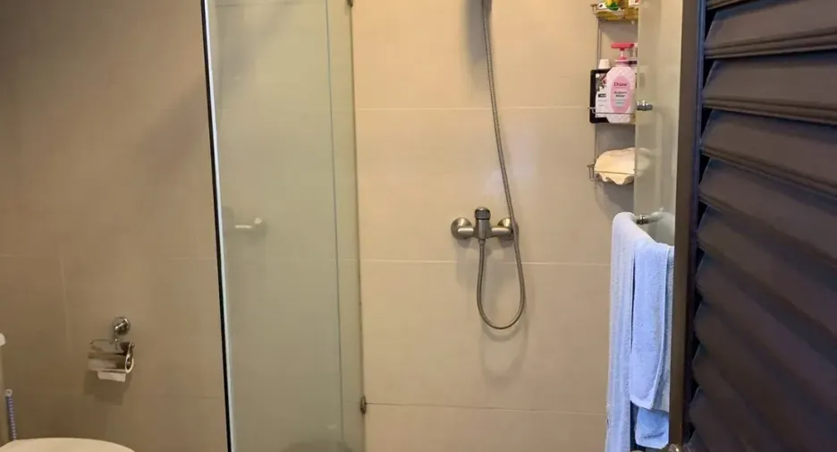 出售 2 卧室 公寓 在 Khlong Toei, 曼谷