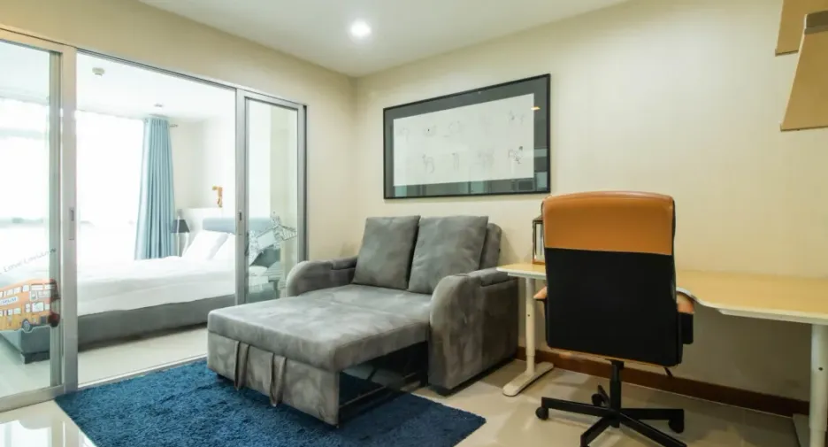 For sale 1 bed condo in Phra Khanong, Bangkok