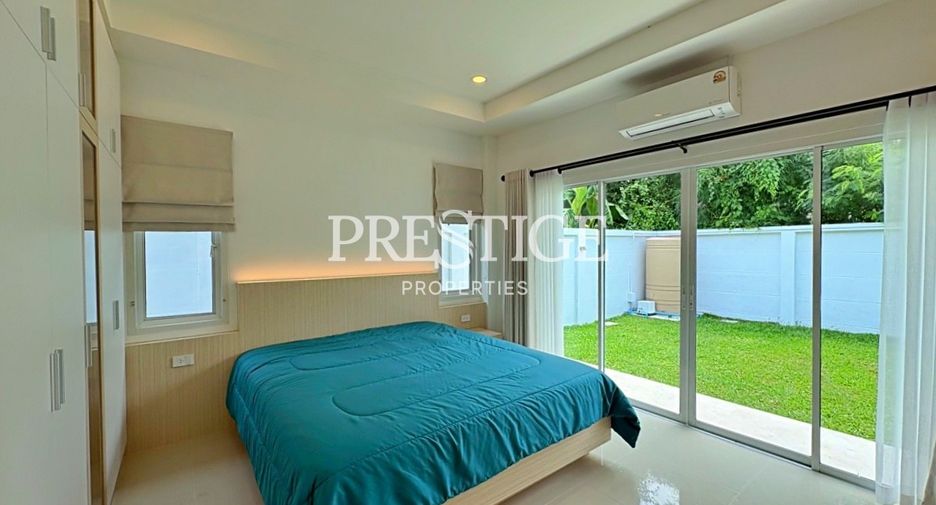 For sale 4 bedrooms house in Huay Yai, Pattaya