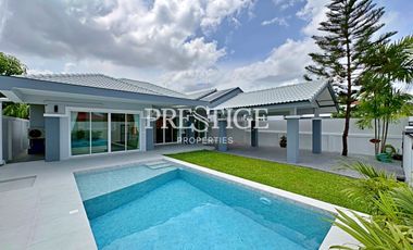 For sale 4 bedrooms house in Huay Yai, Pattaya