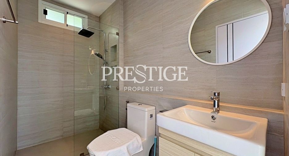 For sale 4 bedrooms house in Huay Yai, Pattaya