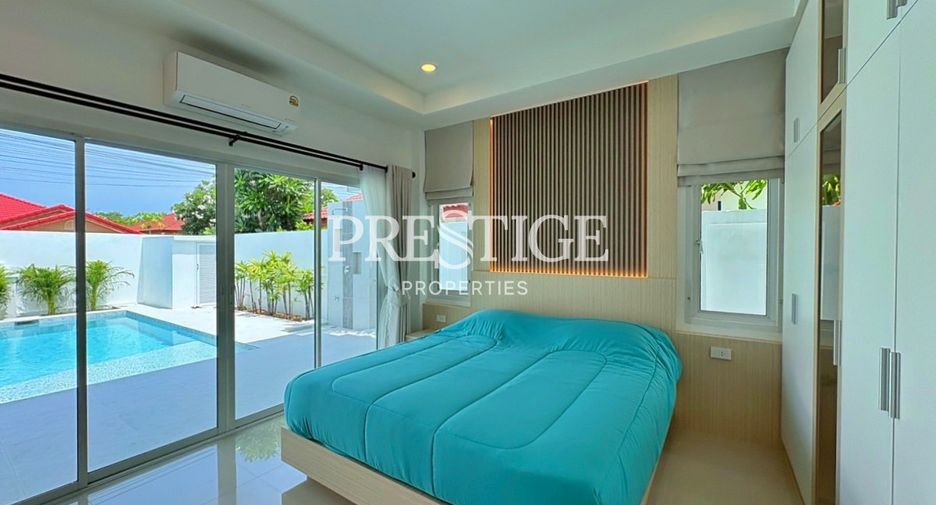 For sale 4 bedrooms house in Huay Yai, Pattaya