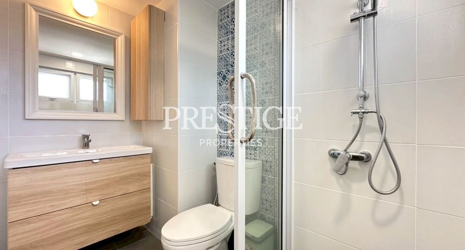 For sale 3 bedrooms condo in Pratumnak, Pattaya
