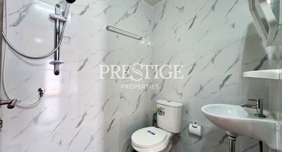 For sale 4 bedrooms house in Sattahip, Chonburi