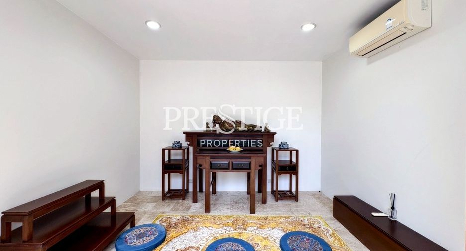 For sale 4 bedrooms house in Sattahip, Chonburi