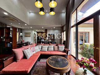 Haus zum Kauf mit 4 Zimmer in Na Jomtien, Pattaya