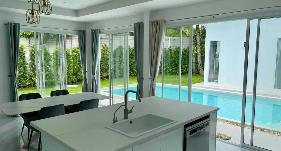 For rent 3 ベッドルーム villa in Mueang Phuket, Phuket