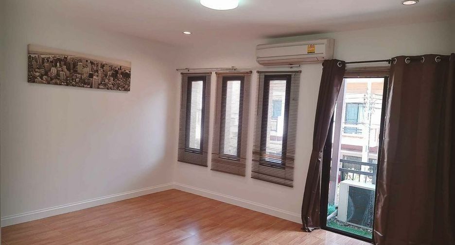 For rent 3 bedrooms house in Suan Luang, Bangkok
