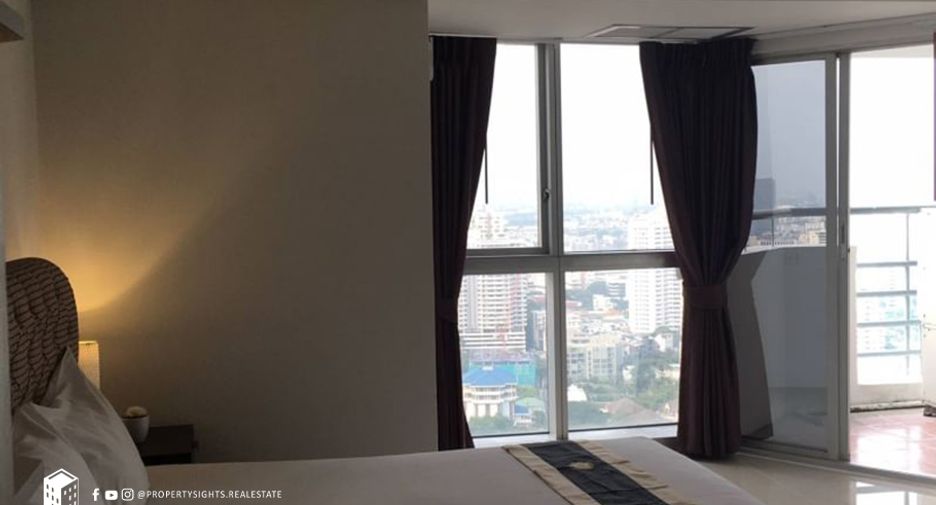 For rent 2 bedrooms condo in Khlong Toei, Bangkok