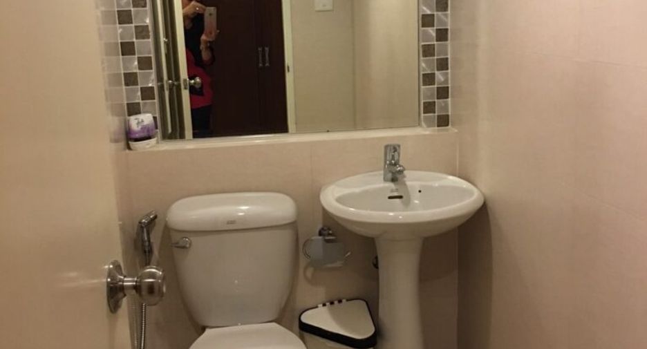 For sale 2 bedrooms condo in Khlong Toei, Bangkok