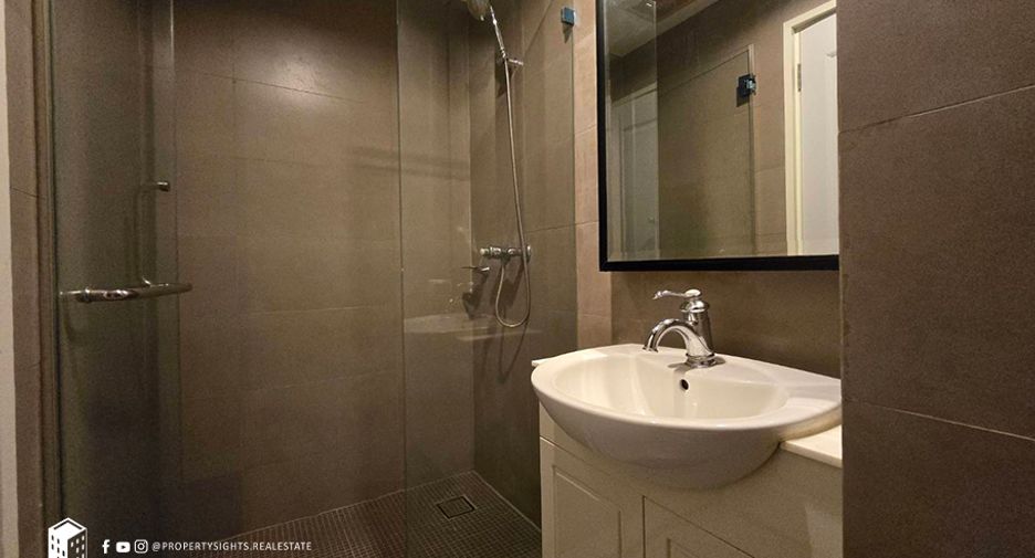 Wohnung zur Miete mit 2 Zimmer in Khlong Toei, Bangkok