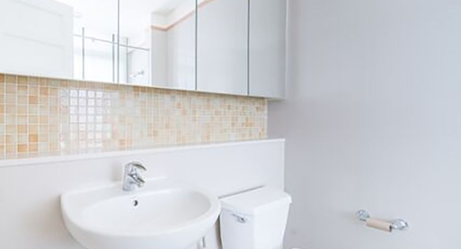 For rent 3 ベッドルーム condo in Khlong Toei, Bangkok