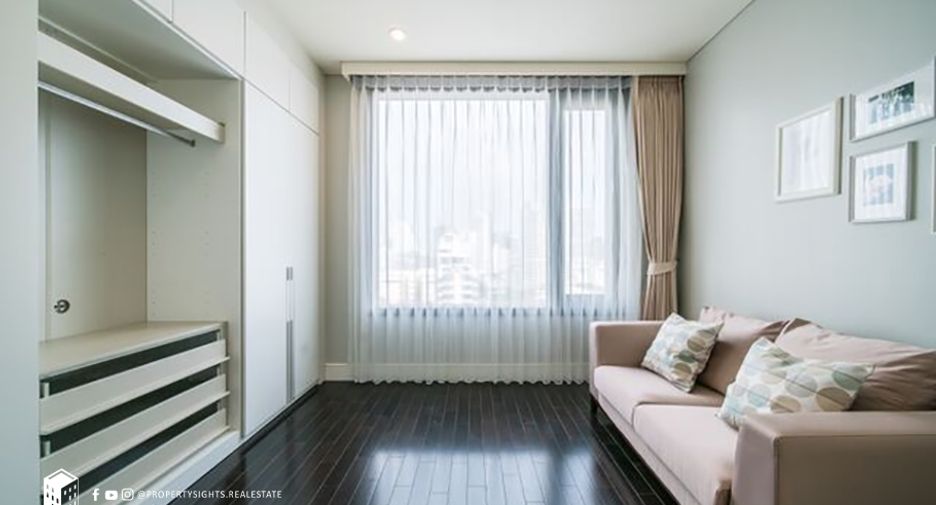 For rent 3 ベッドルーム condo in Khlong Toei, Bangkok