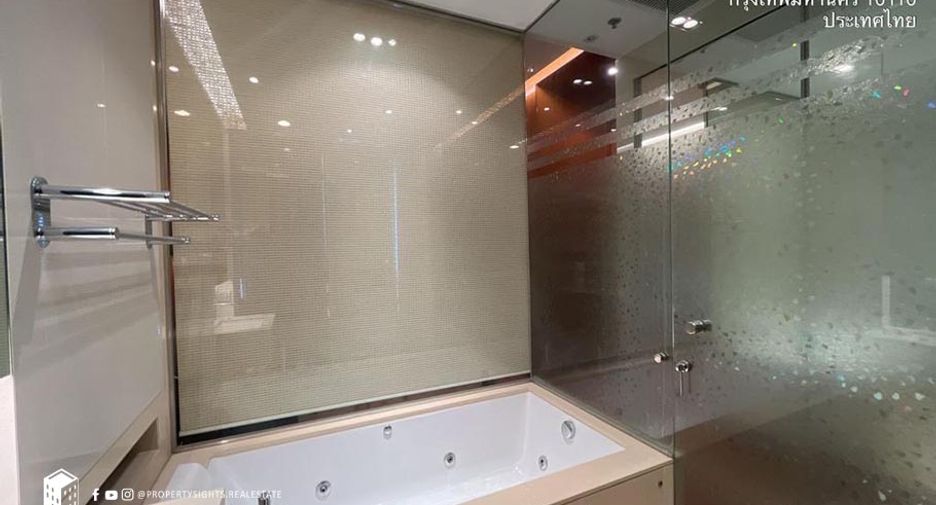 For rent 1 bed condo in Khlong Toei, Bangkok