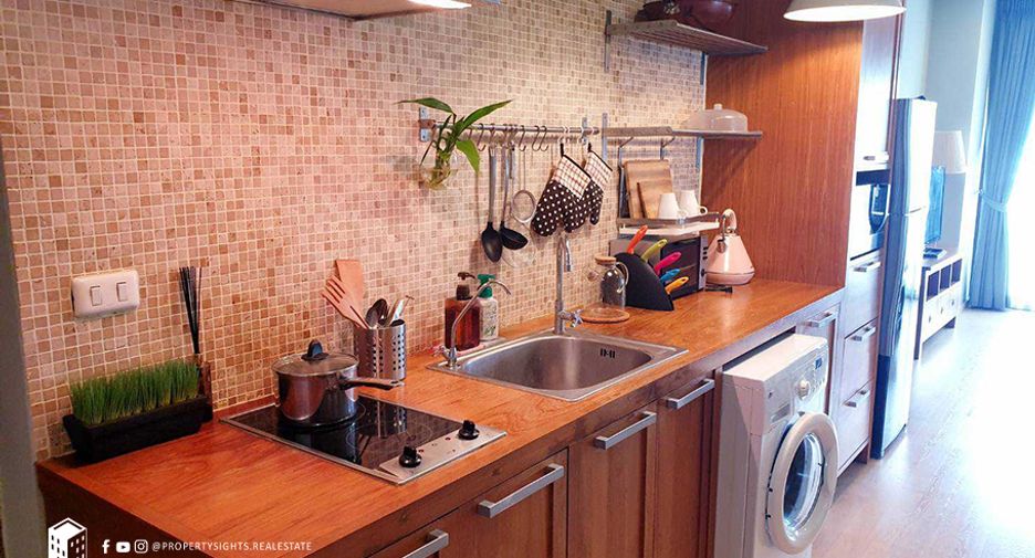 Wohnung zur Miete mit 2 Zimmer in Khlong Toei, Bangkok