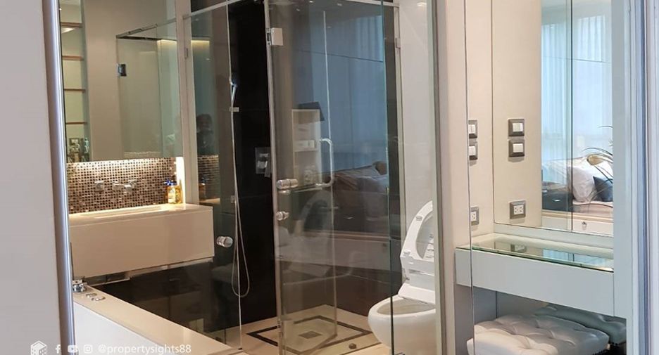 For rent 1 bed condo in Khlong Toei, Bangkok