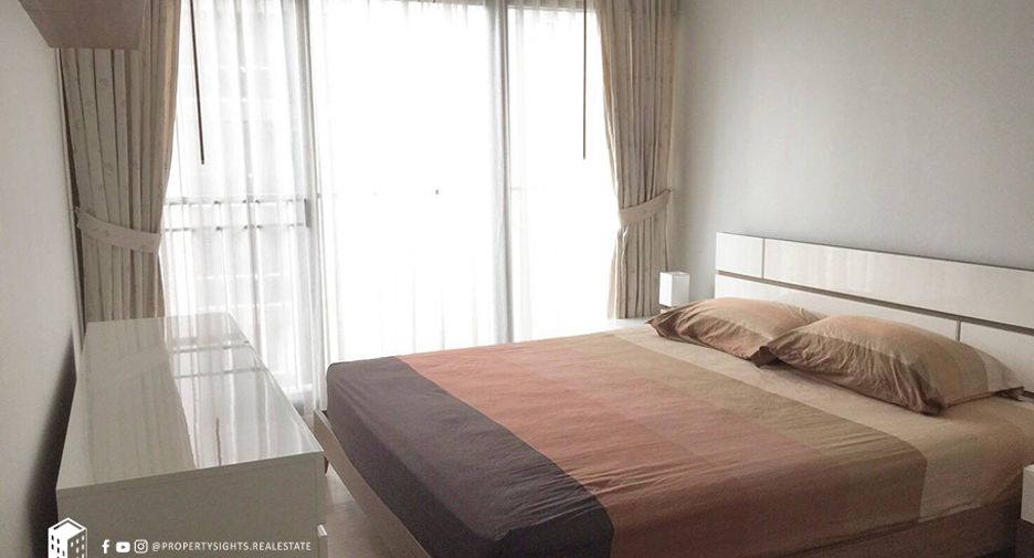 For rent 2 bedrooms condo in Khlong Toei, Bangkok