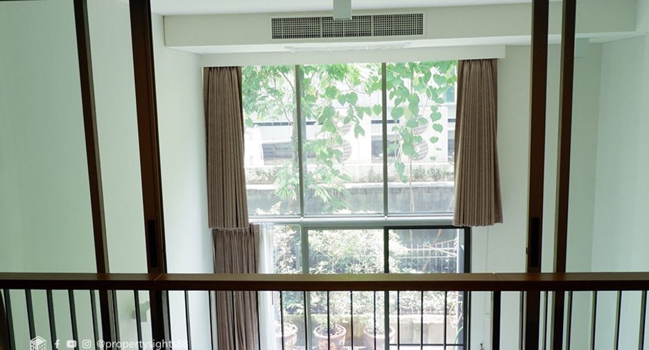 For rent 2 bedrooms condo in Watthana, Bangkok
