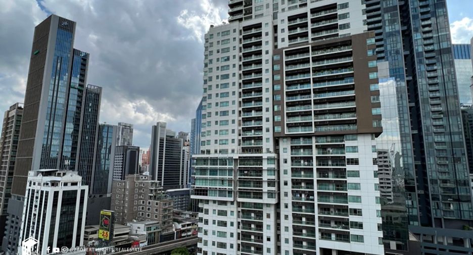 For rent 2 bedrooms condo in Khlong Toei, Bangkok