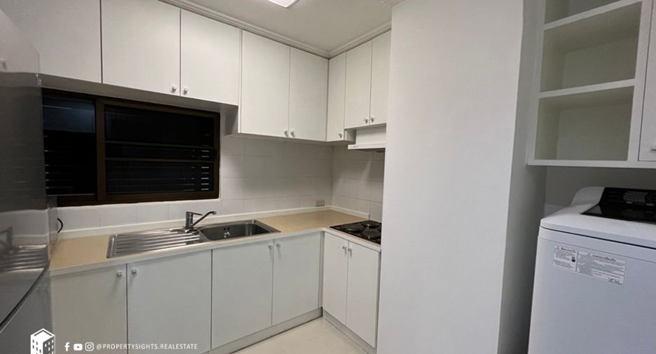 For rent 2 bedrooms condo in Khlong Toei, Bangkok