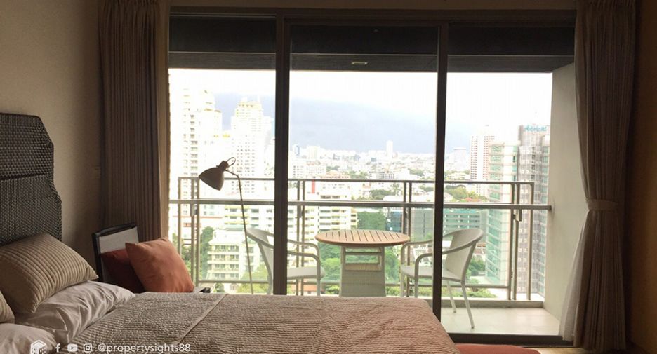 Wohnung zur Miete mit 3 Zimmer in Khlong Toei, Bangkok