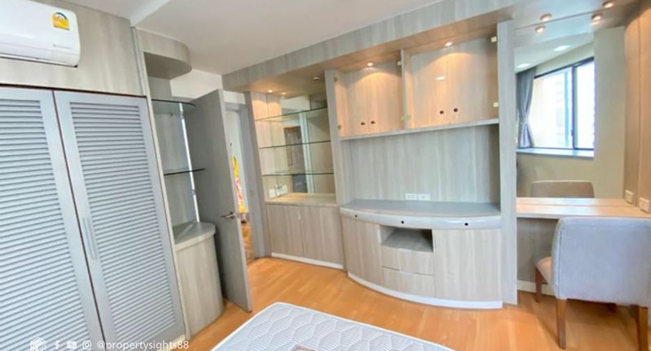 Condo en alquiler de 3 habitaciones en Khlong Toei, Bangkok