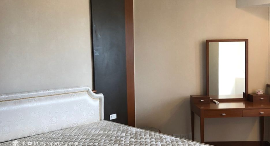 Wohnung zur Miete mit 3 Zimmer in Khlong Toei, Bangkok