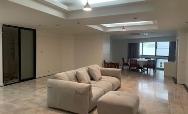 Condo en alquiler de 3 habitaciones en Khlong Toei, Bangkok
